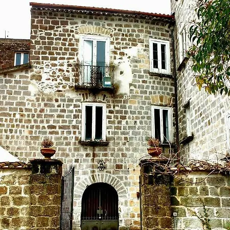Penzion La Quercia Di Aorivola 3*